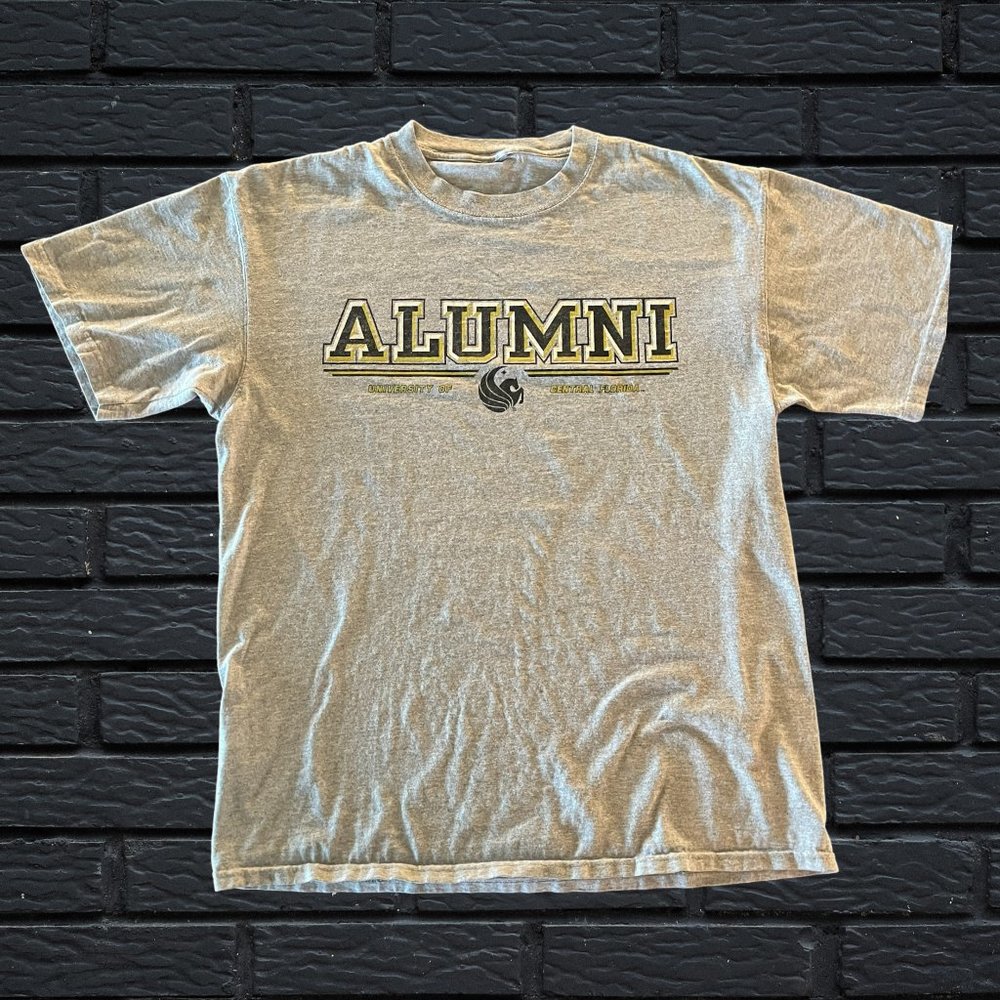 Men’s UCF Alumni T-Shirt – size M or L